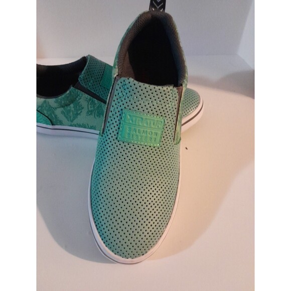 Xtratuf Salom Sisters Leather Slip On Nature/ Womens 6 Green Shoes/  SUPER NICE - Picture 2 of 7